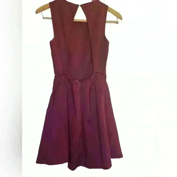 Lulus Wine Red Burgundy Party Hop Backless Skater Dress Size Small Holiday Dance - Picture 5 of 10